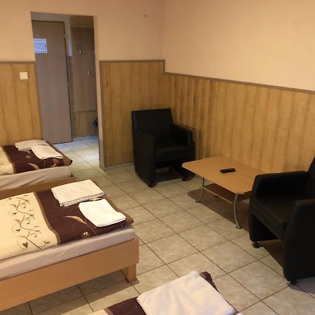 Batavya Penzion Topoľčany Eksteriør bilde
