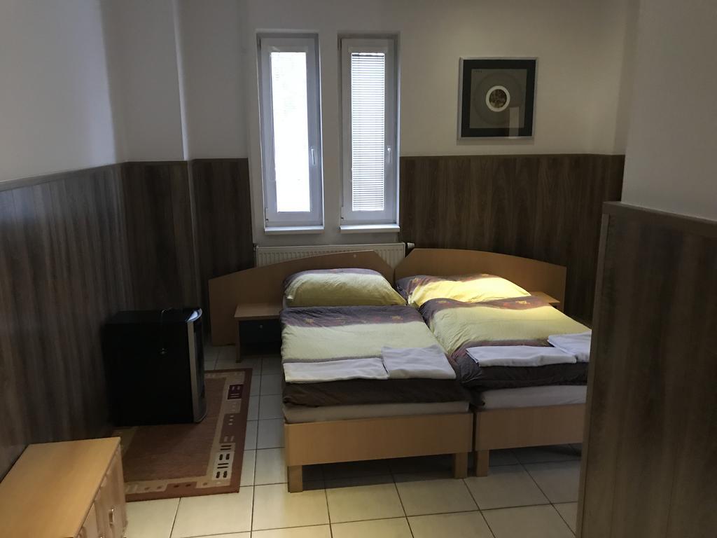 Batavya Penzion Topoľčany Eksteriør bilde